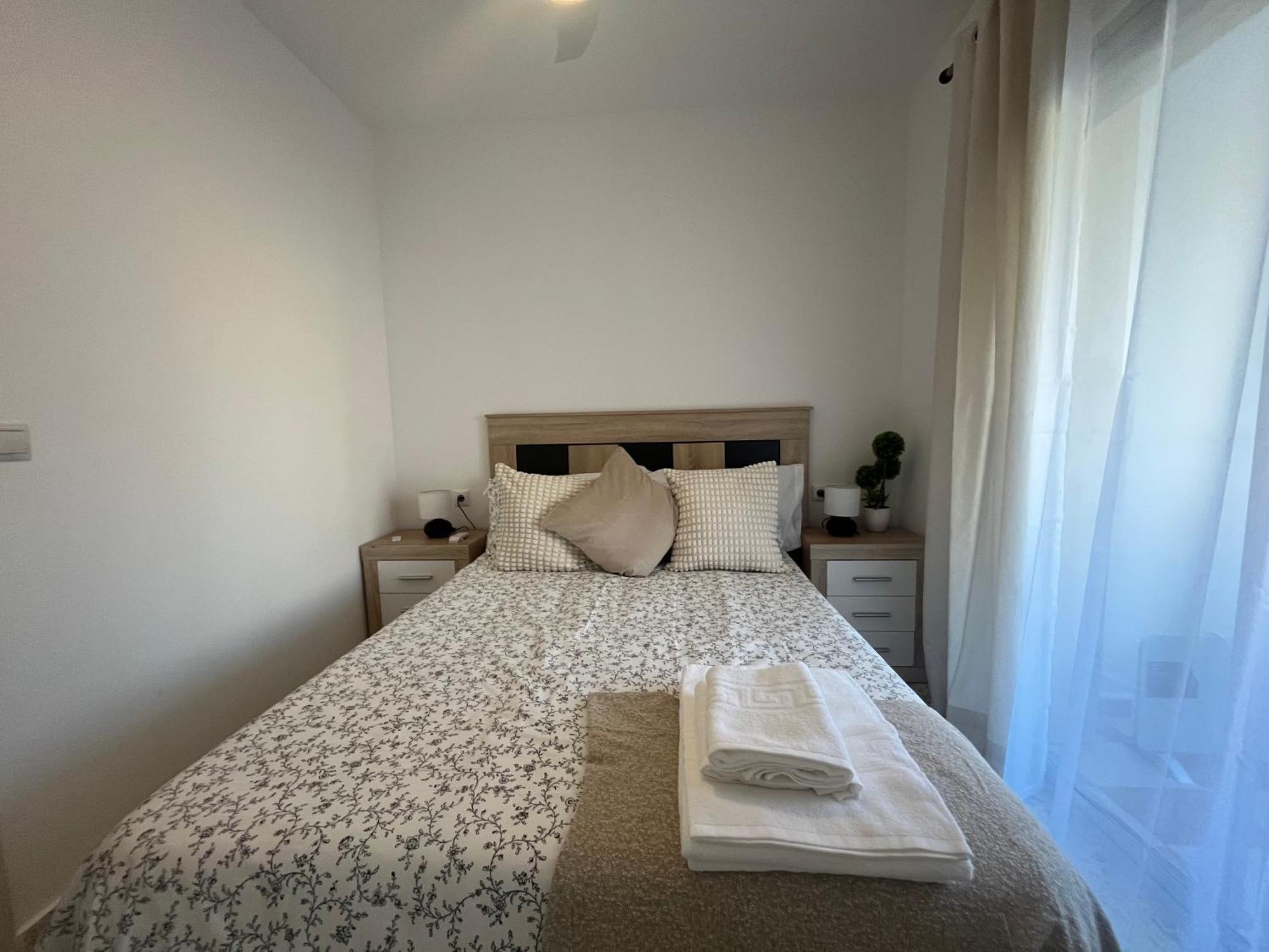 Love Rent4 Malaga Huelin Εξωτερικό φωτογραφία