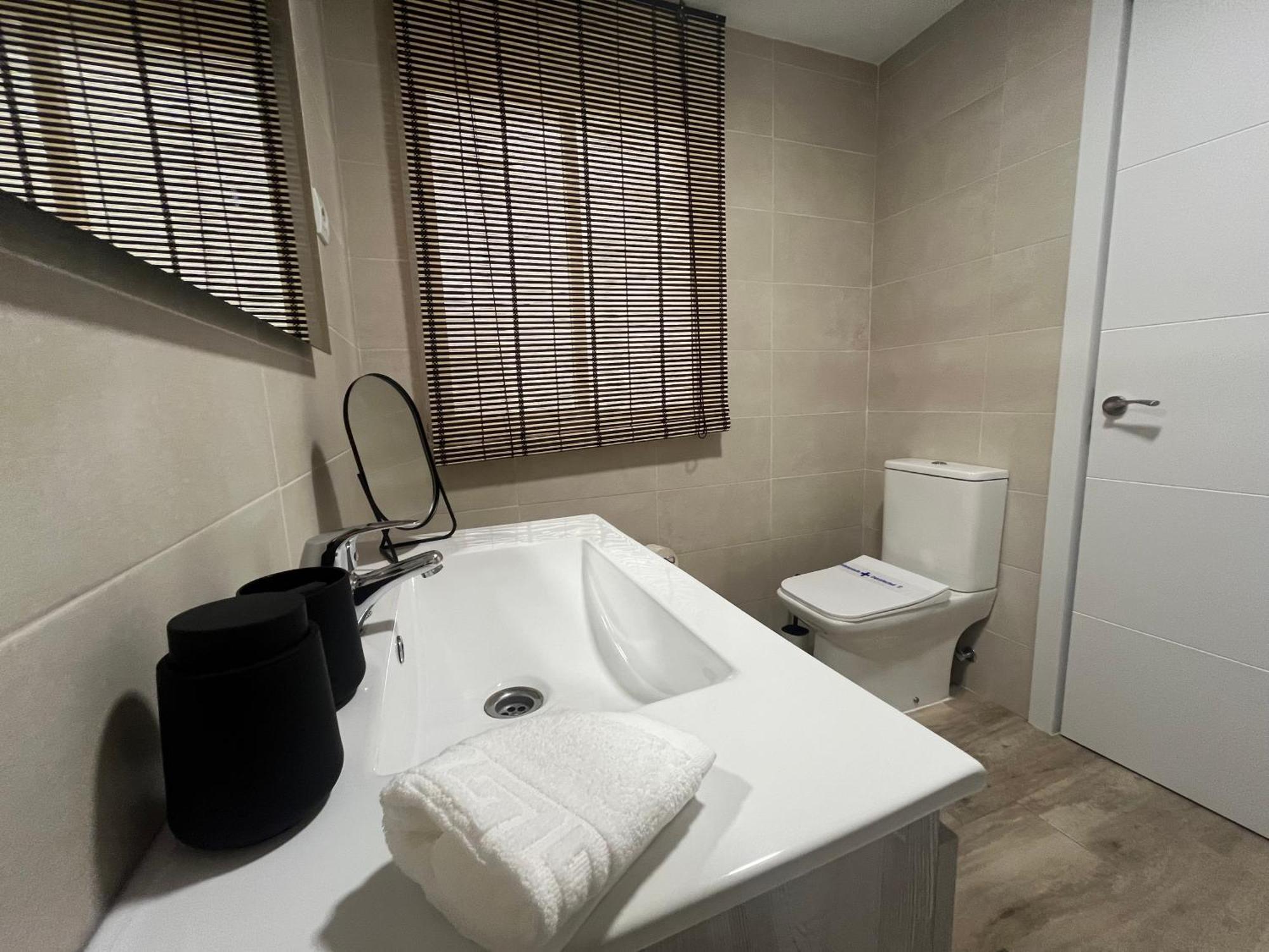 Love Rent4 Malaga Huelin Εξωτερικό φωτογραφία