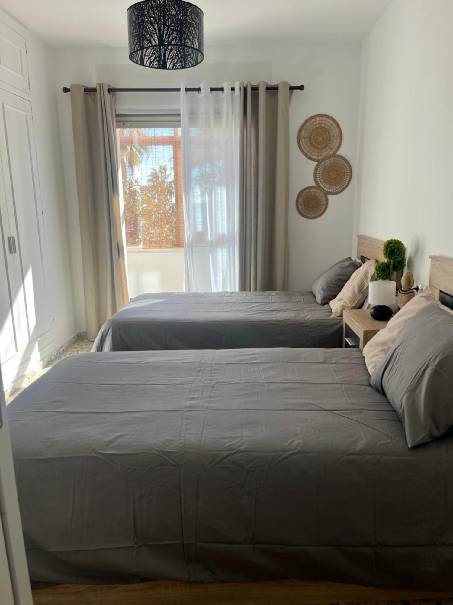 Love Rent4 Malaga Huelin Εξωτερικό φωτογραφία